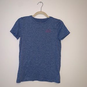 Vineyard Vines blue tee